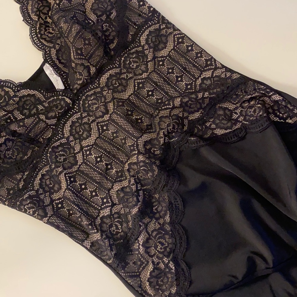 bodysuit/ lingerie